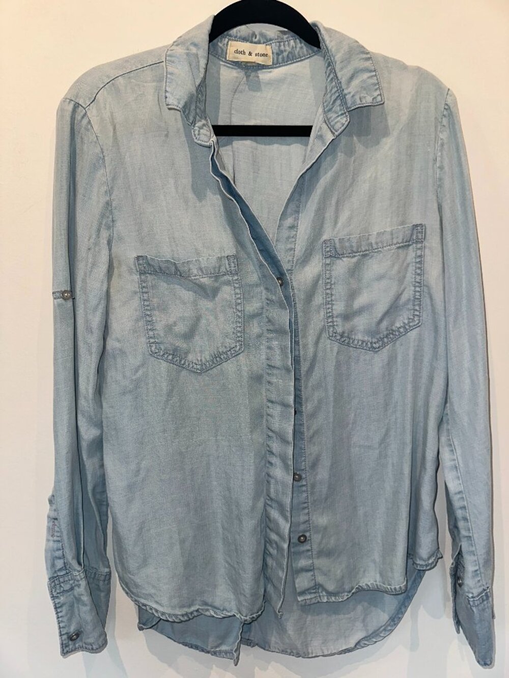 Cloth & Stone Women's Light Blue Tencel Denim Button-Down Shirt